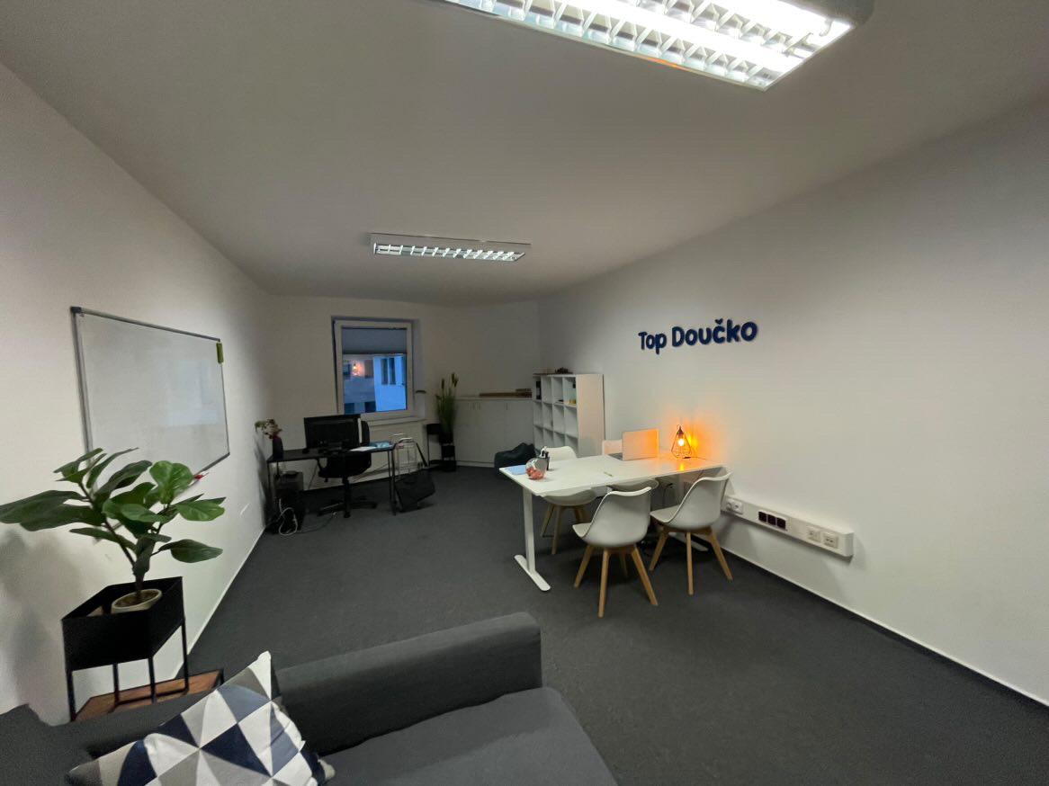 Kancelář Top Doučko